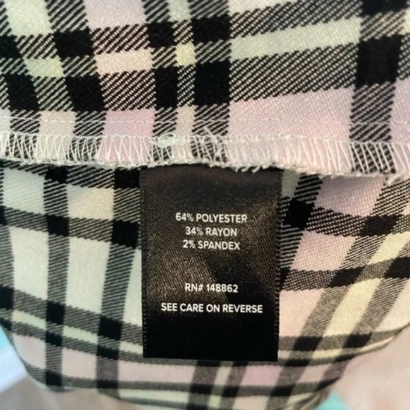 Torrid Pink Plaid Flannel Hooded Jacket | Size 0 (L-XL) - Picture 6 of 9